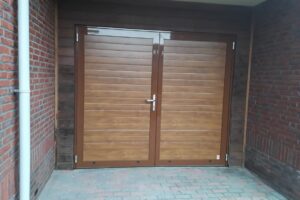 Openslaande garagedeur - Woodline bruin